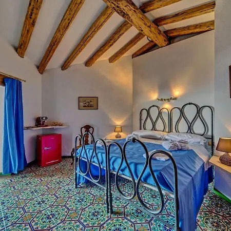 Bed & Breakfast Valdroni 4*