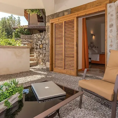 Valdroni Bed & Breakfast 4*