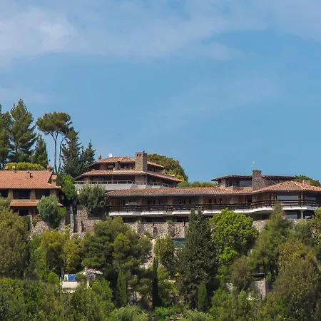 Oda ve Kahvaltı Valdroni 4*